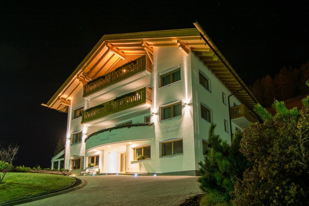 Garni Sunela B&B Selva di Val Gardena Exterior foto