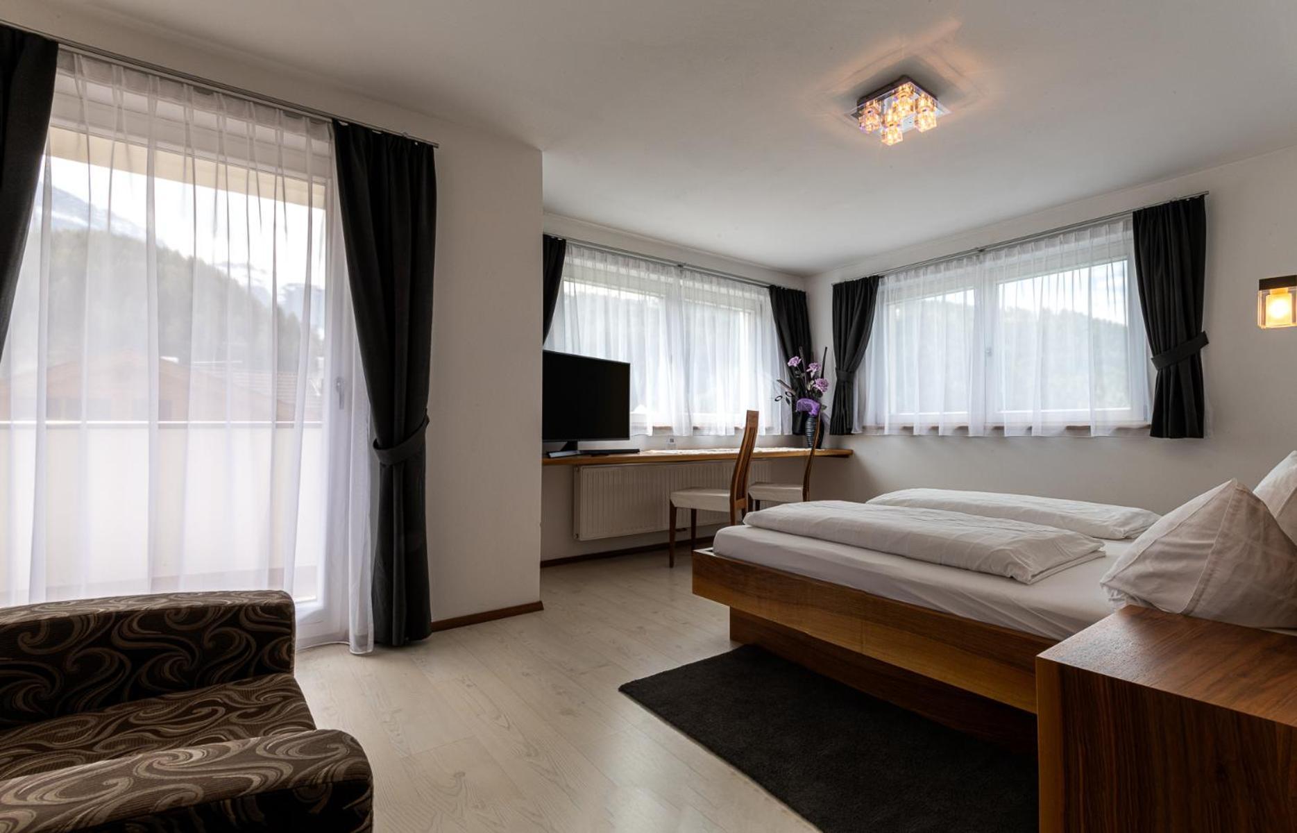 Garni Sunela B&B Selva di Val Gardena Exterior foto