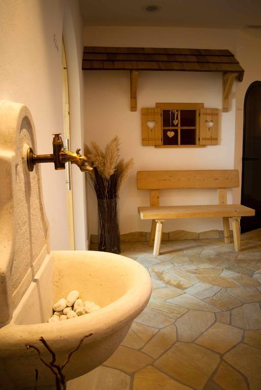 Garni Sunela B&B Selva di Val Gardena Exterior foto