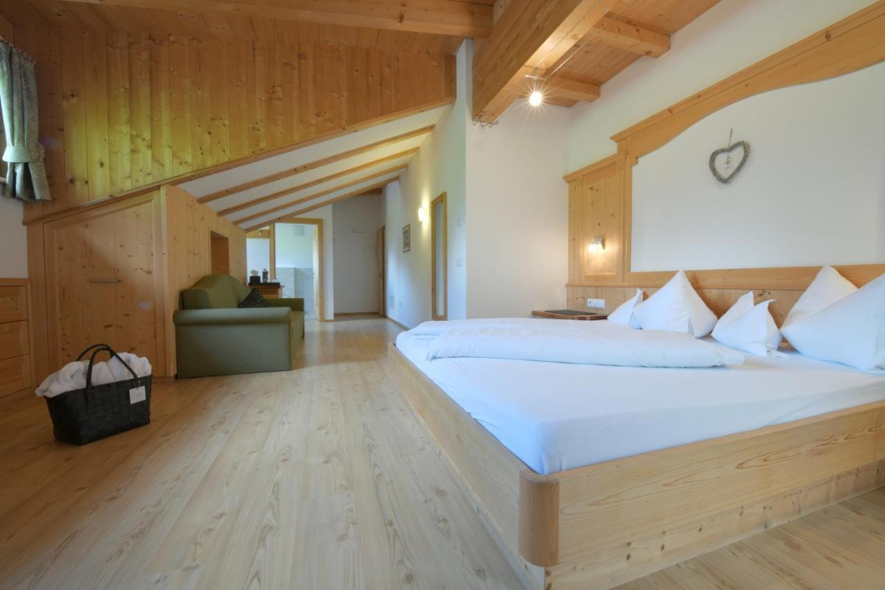 Garni Sunela B&B Selva di Val Gardena Exterior foto